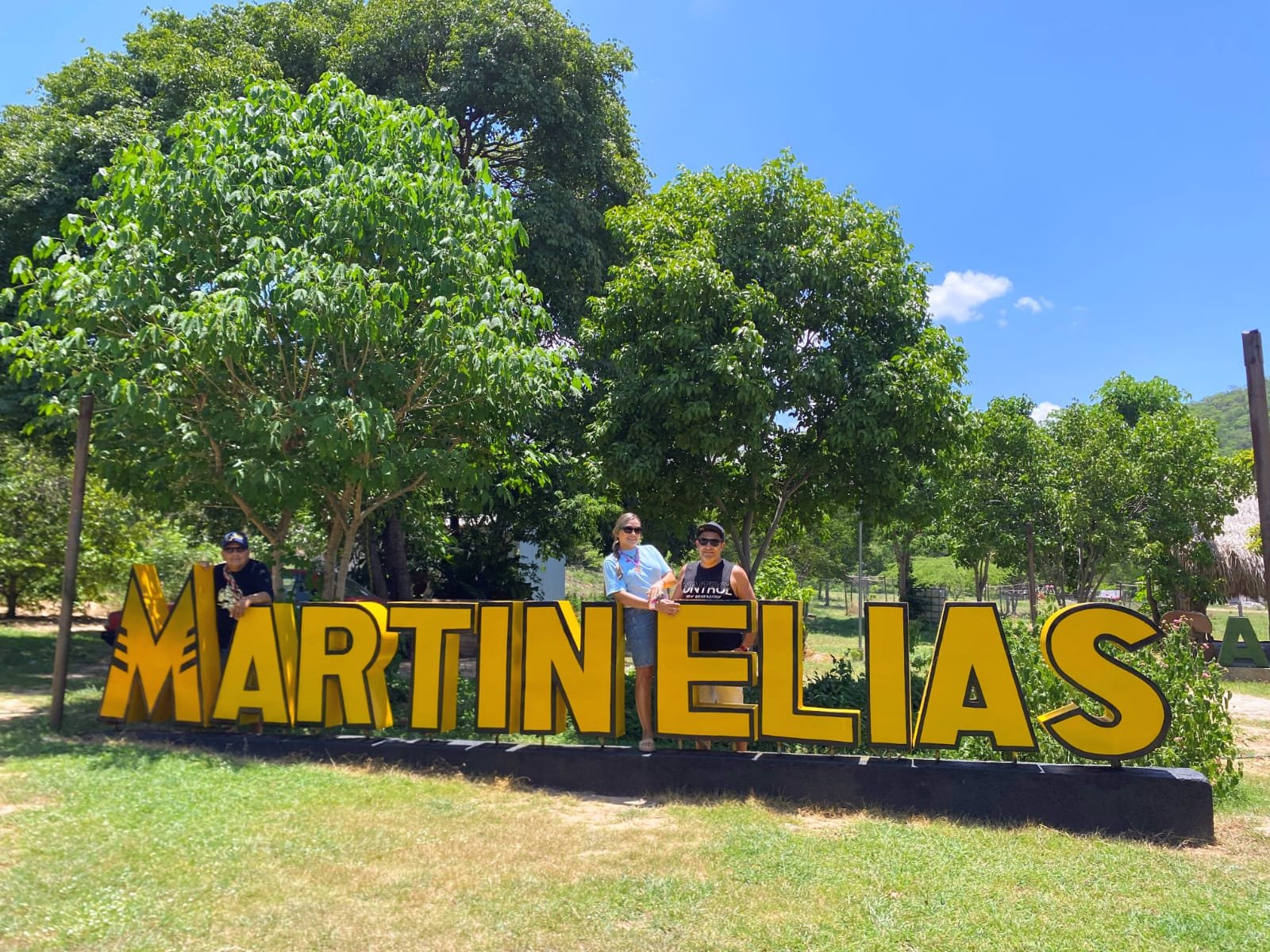 Martín Elías – Ruta Vallenata Monumento a Martín Elías en la Ruta Vallenata