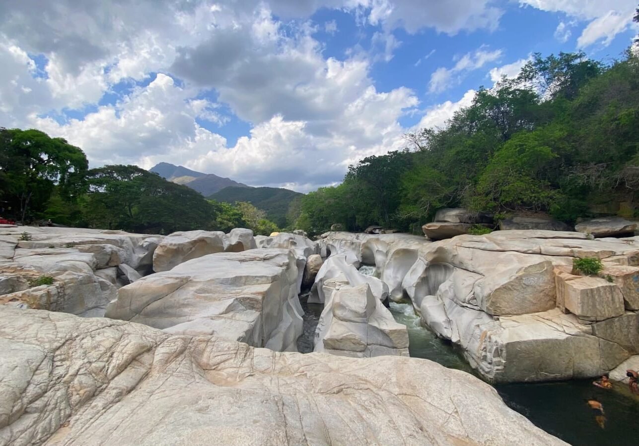 Río Badillo en una ruta del territorio vallenato, cerca de Valledupar